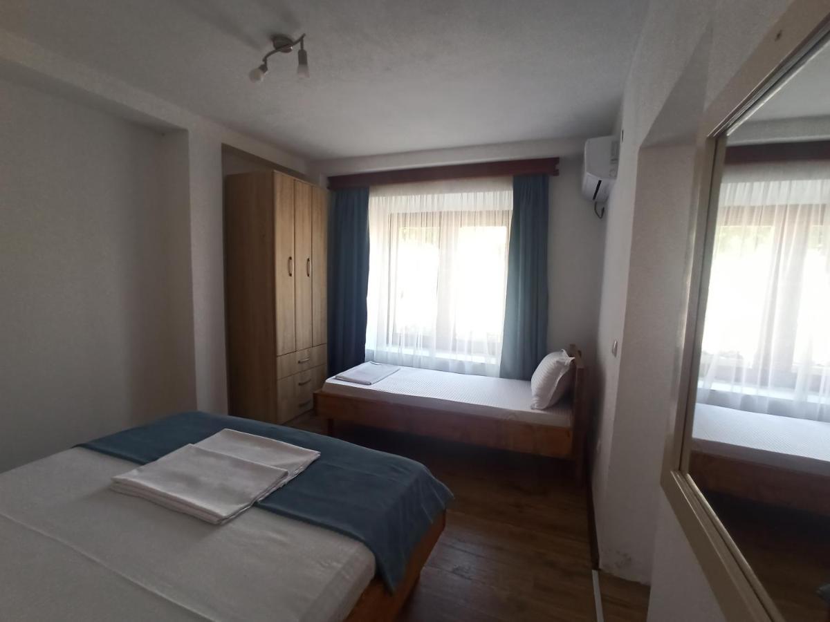 Apartments Kollari Ulcinj Room photo